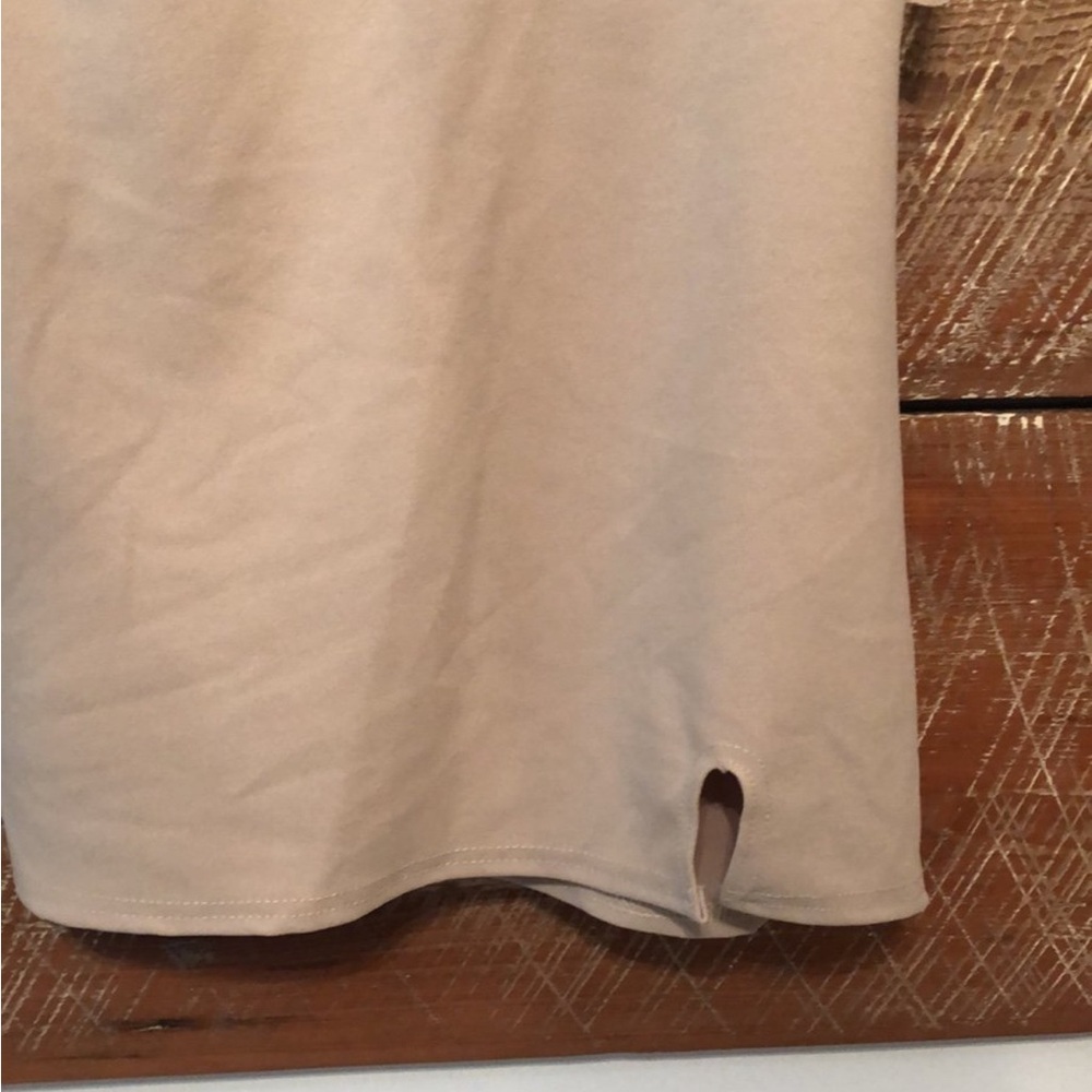 NWOT PrettyLittleThing Tank Top - Picture 3 of 5